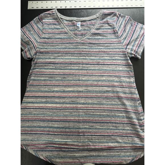 Lularoe Tops - Lularoe Christy T. V-neck style short sleeve t shirt size XL